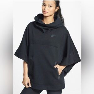 Nike Tech Fleece Hooded Poncho